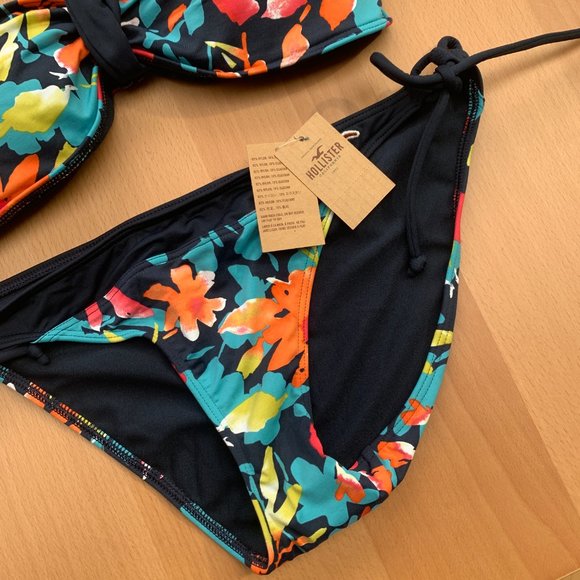 hollister matching floral navy bikini set - Picture 6 of 15